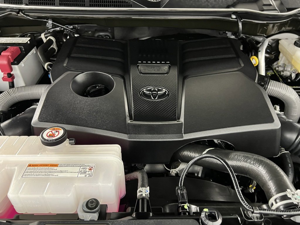 Used 2025 Toyota Tundra SR5 image 33