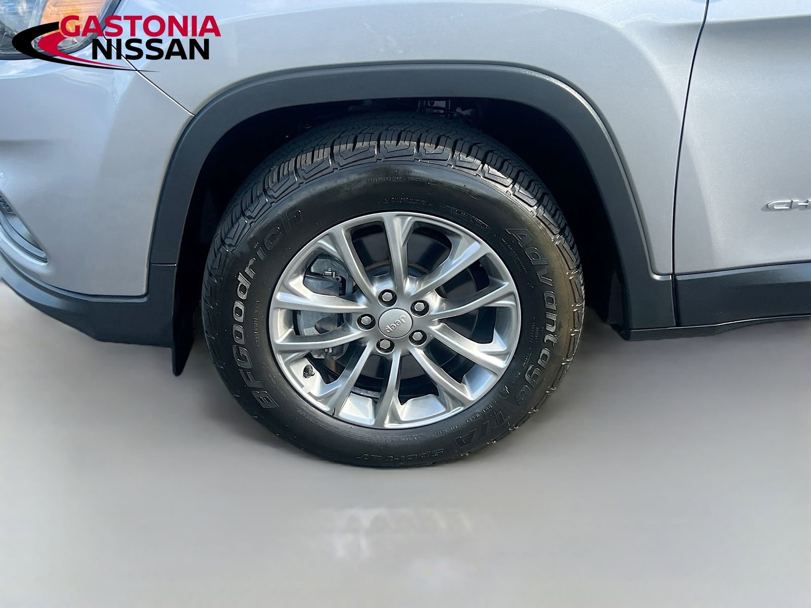 Used 2019 Jeep Cherokee Latitude Plus w/ Cold Weather Group image 39