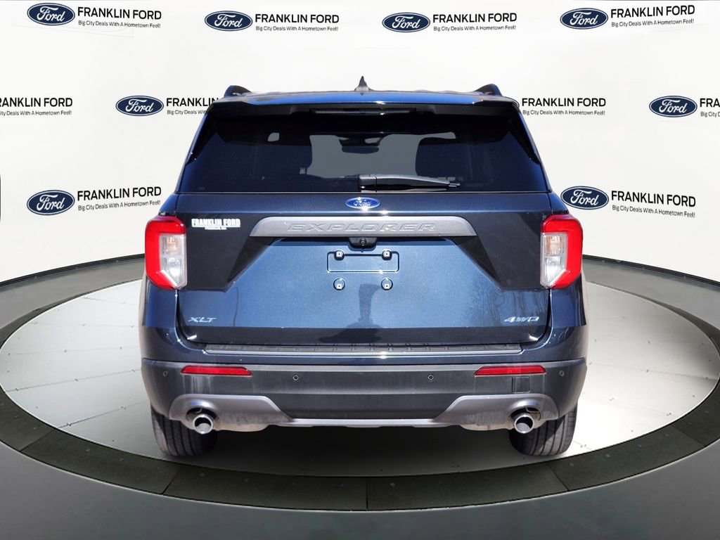 Certified 2022 Ford Explorer XLT w/ Equipment Group 202A image 4
