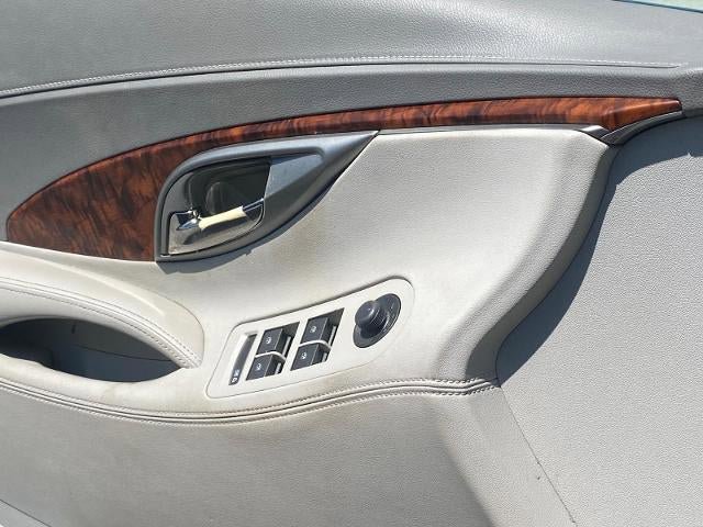 Used 2012 Buick LaCrosse Leather FWD image 19