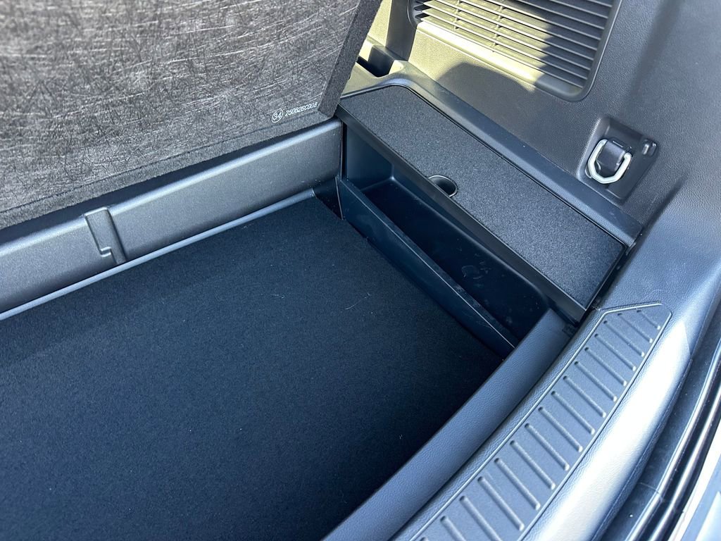 New 2025 Ford Explorer Platinum image 49