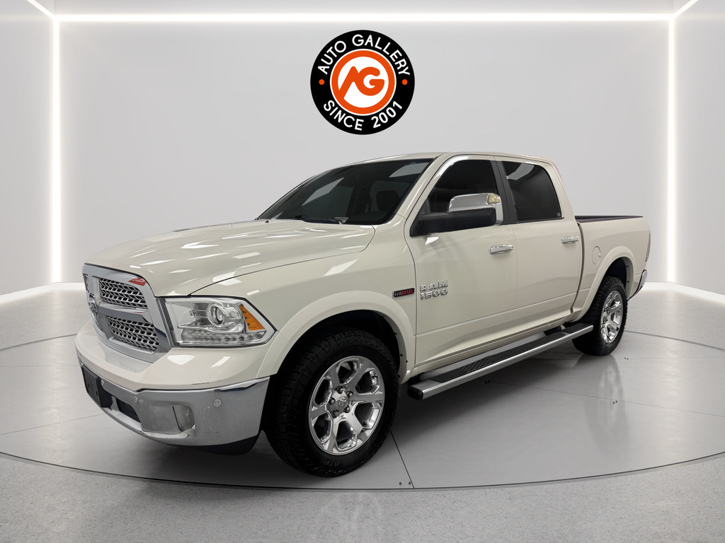 Used 2017 RAM 1500 Laramie w/ Convenience Group AWD/4WD image 3
