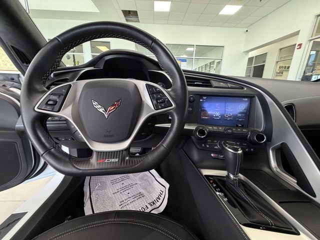 Used 2018 Chevrolet Corvette Z06 RWD image 16