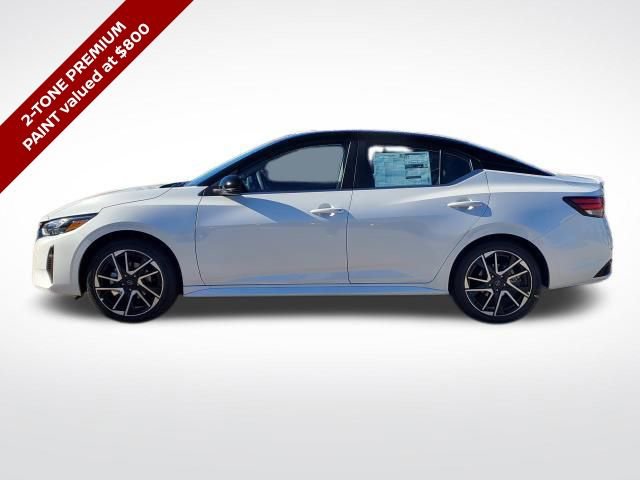 New 2025 Nissan Sentra SR image 2