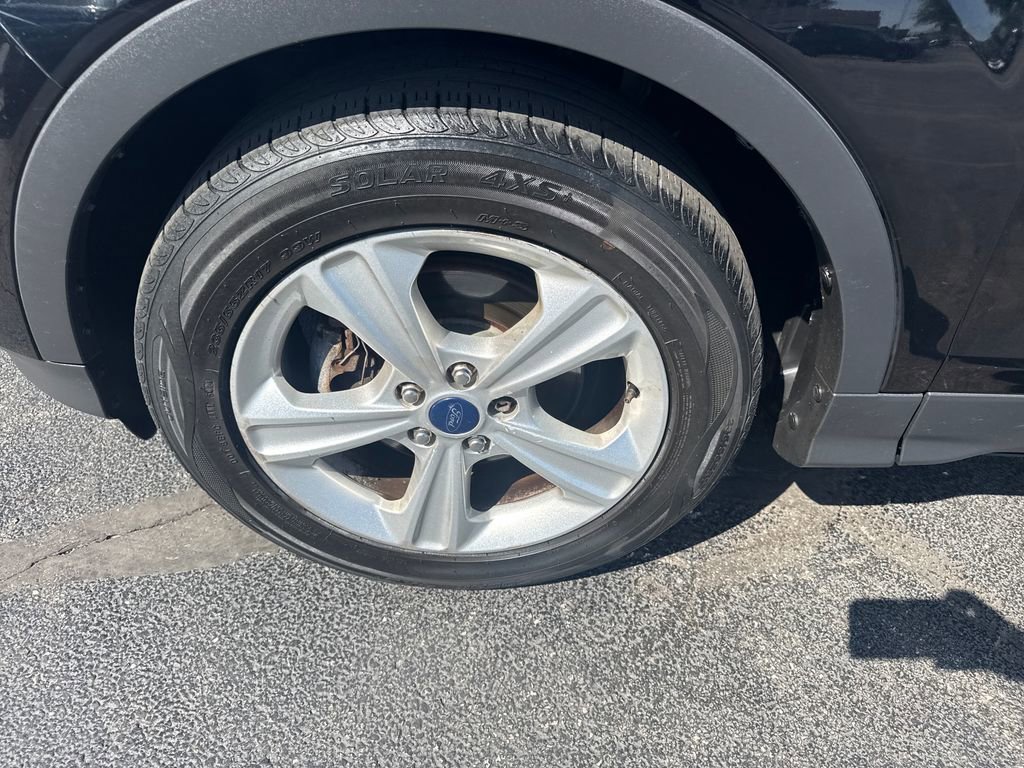 Used 2016 Ford Escape SE w/ Equipment Group 201A FWD image 18