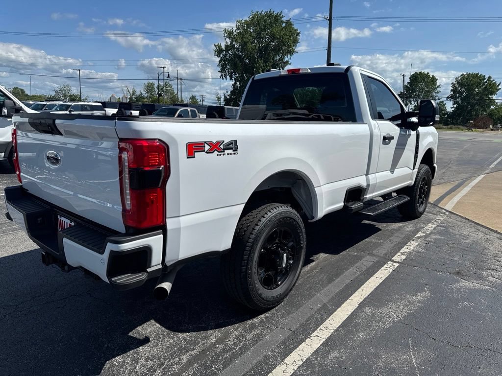 Used 2025 Ford F250 XL w/ STX Appearance Package AWD/4WD image 9