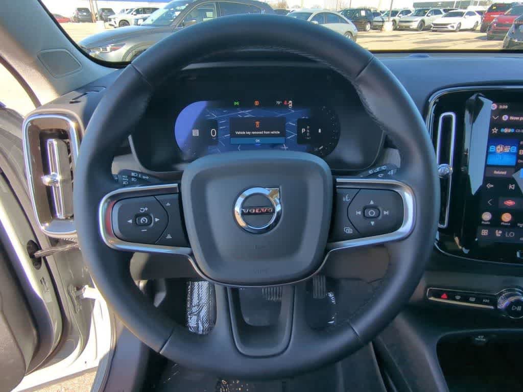Used 2026 Volvo XC40 B5 Plus w/ Protection Package Premier AWD/4WD image 21