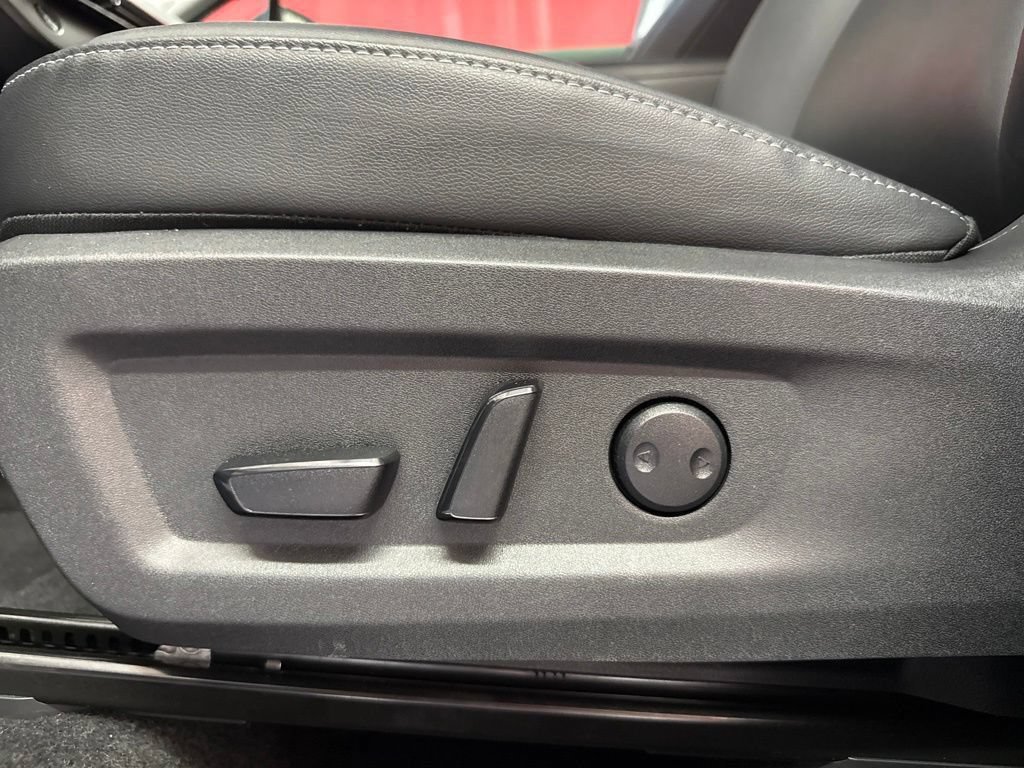 Certified 2025 Nissan Murano SL AWD/4WD image 24