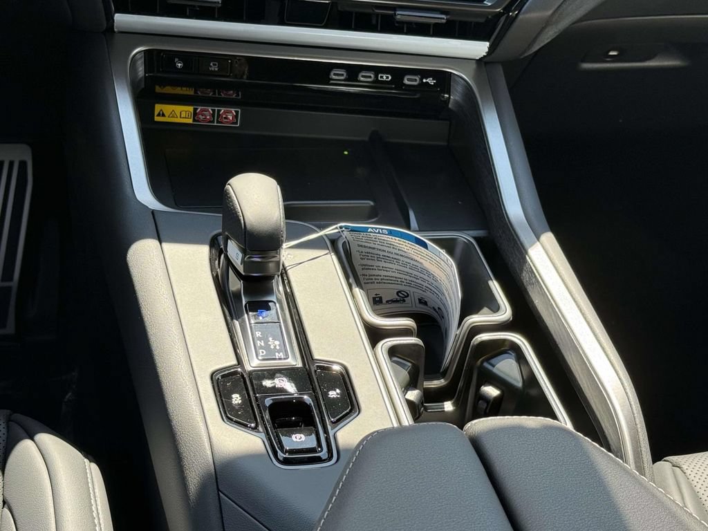 Used 2026 Lexus TX 500h AWD w/ Technology Package image 13