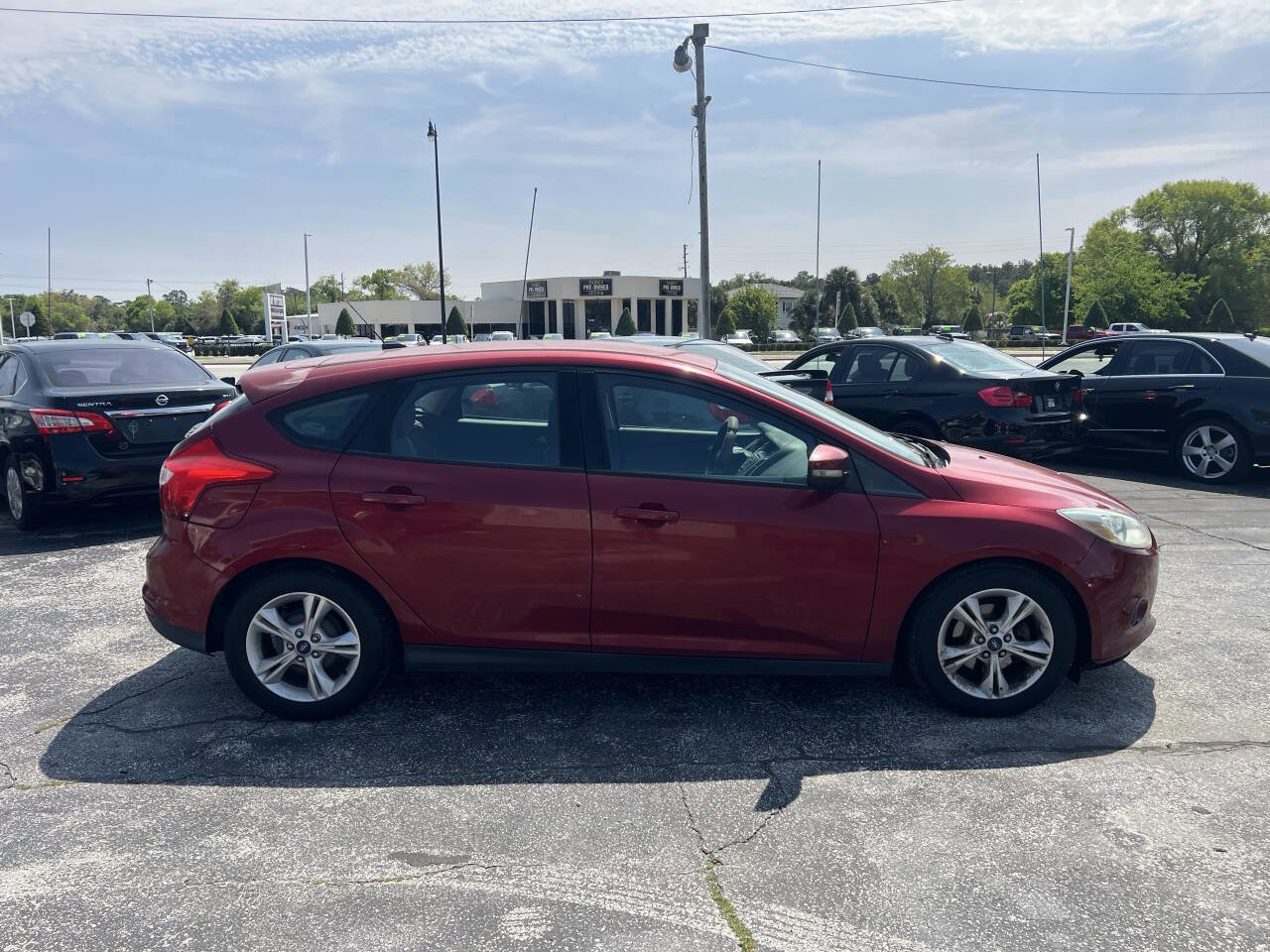 Used 2014 Ford Focus SE image 2