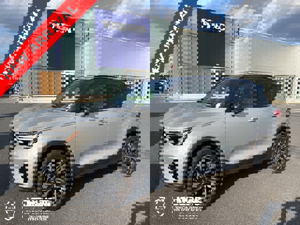 Certified 2023 Volvo XC40 B5 Ultimate image 1