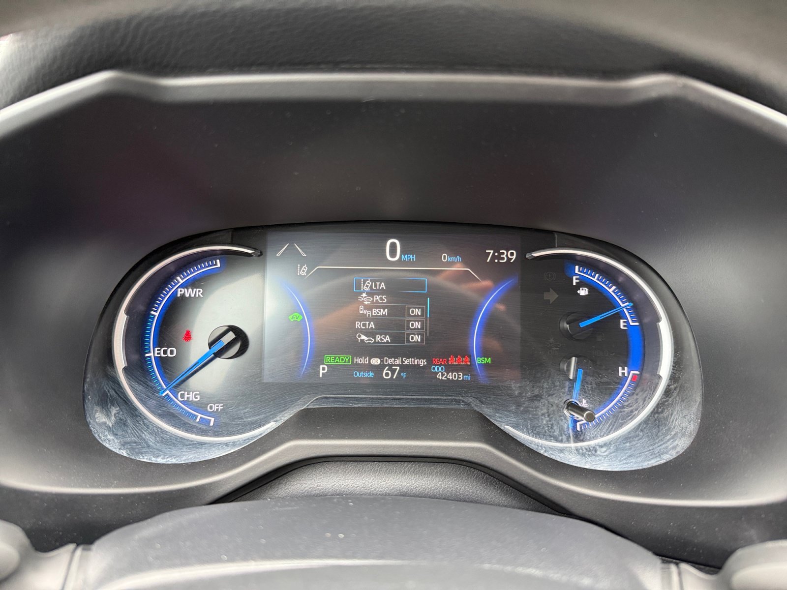 Used 2024 Toyota RAV4 LE AWD/4WD image 11