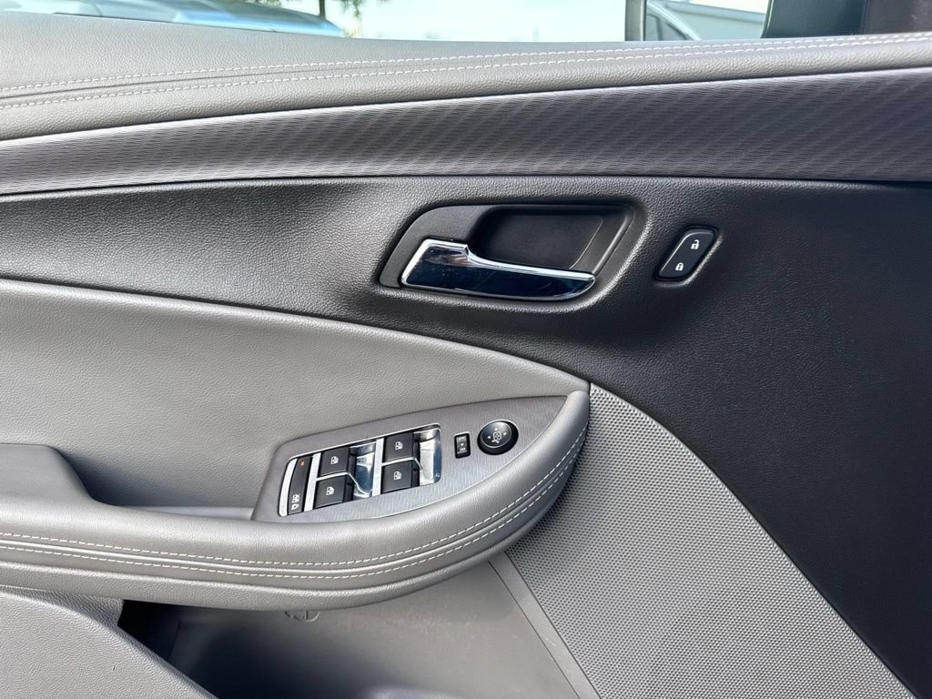 Used 2015 Chevrolet Impala LS FWD image 11