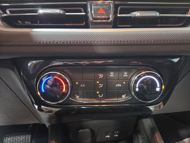 New 2026 Chevrolet TrailBlazer LT w/ LT Cold Weather Package AWD/4WD image 13