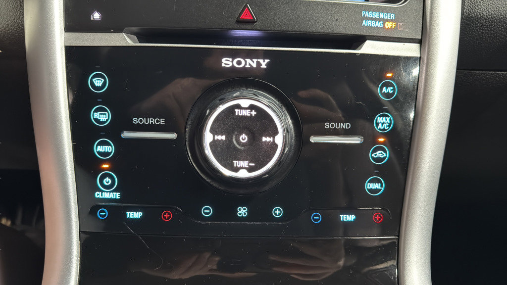 Used 2014 Ford Edge Limited image 27