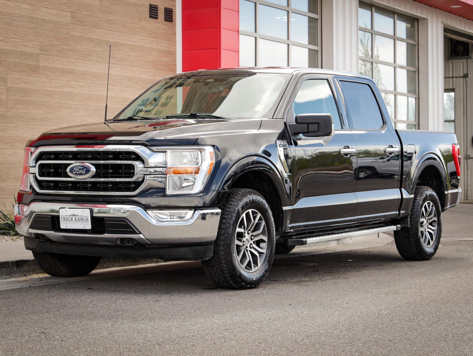 Used 2022 Ford F150 XLT w/ Equipment Group 301A Mid image 8