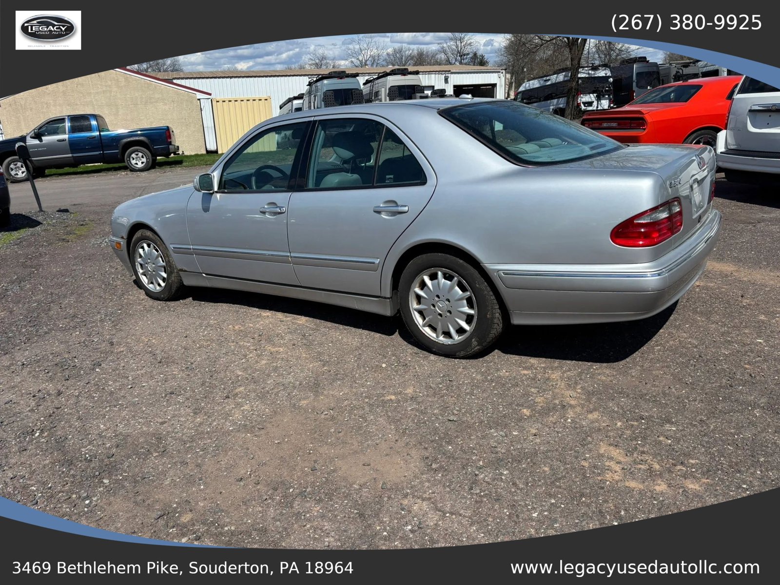 Used 2000 Mercedes-Benz E 320 Sedan image 5