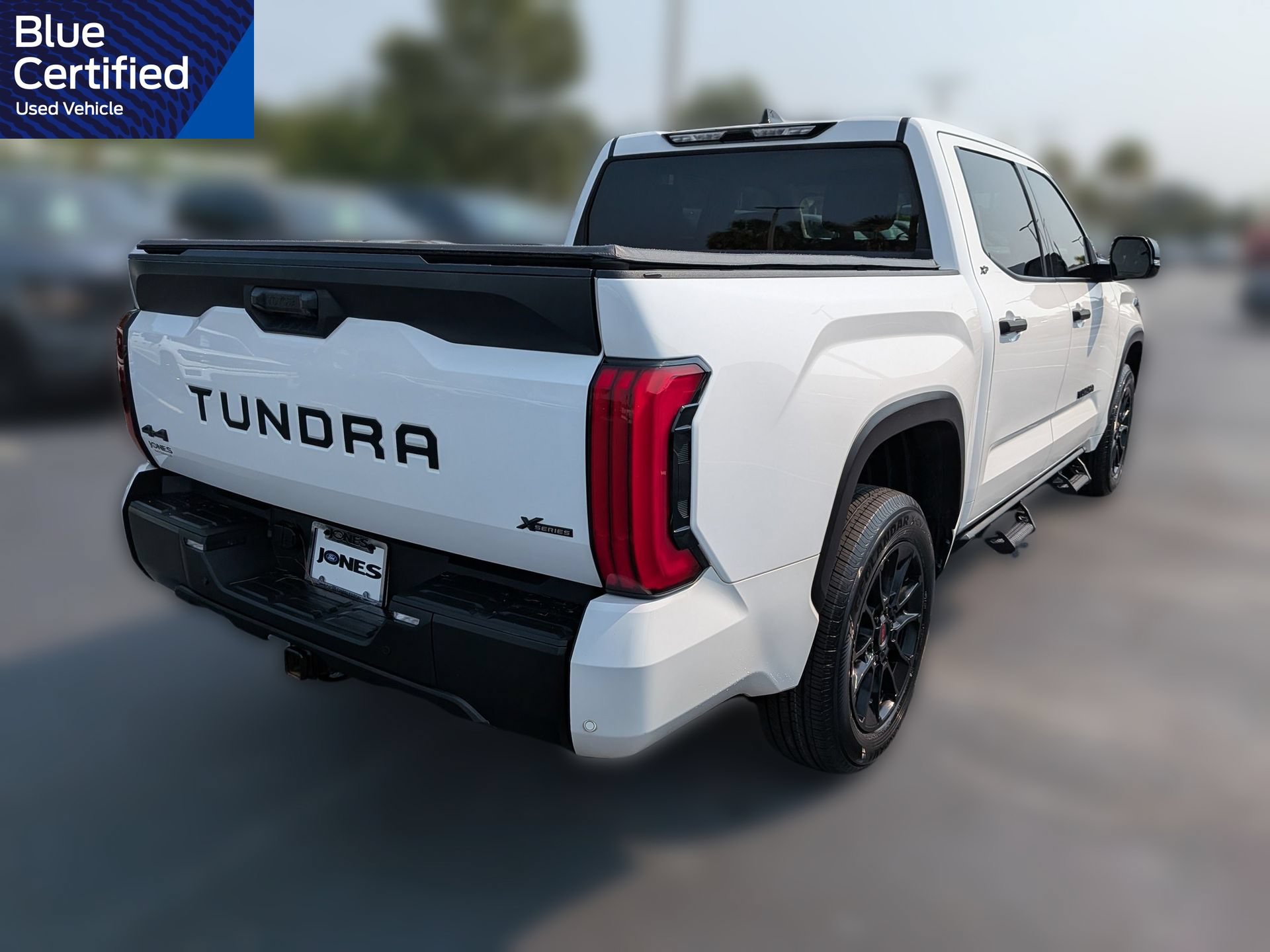 Used 2023 Toyota Tundra SR5 w/ SR5 Convenience Package AWD/4WD image 4