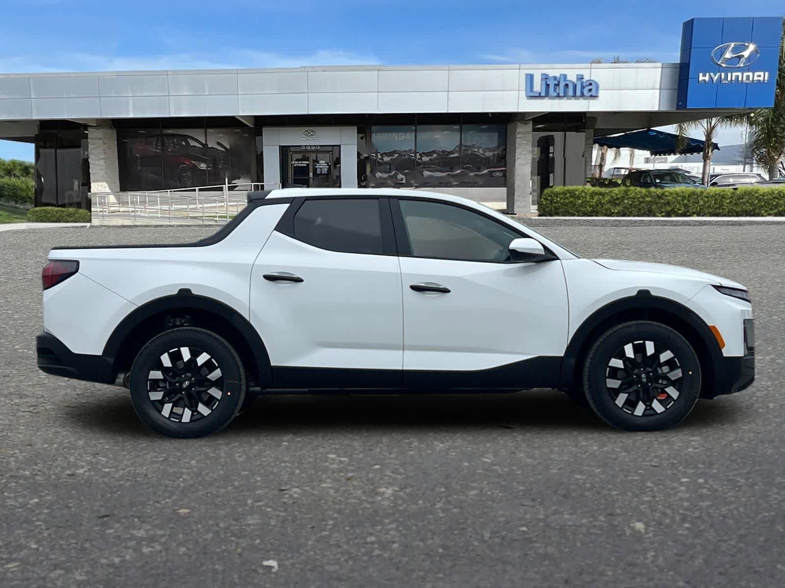 New 2026 Hyundai Santa Cruz SE FWD image 8