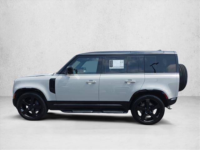 Used 2026 Land Rover Defender 110 X-Dynamic SE AWD/4WD image 8