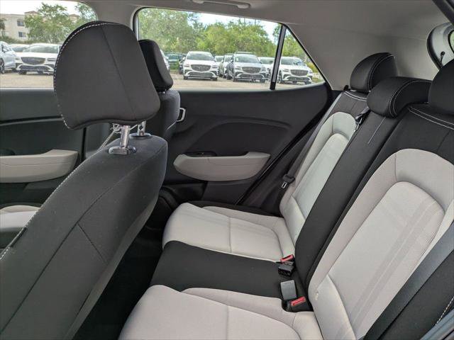 New 2026 Hyundai Venue SEL FWD image 39
