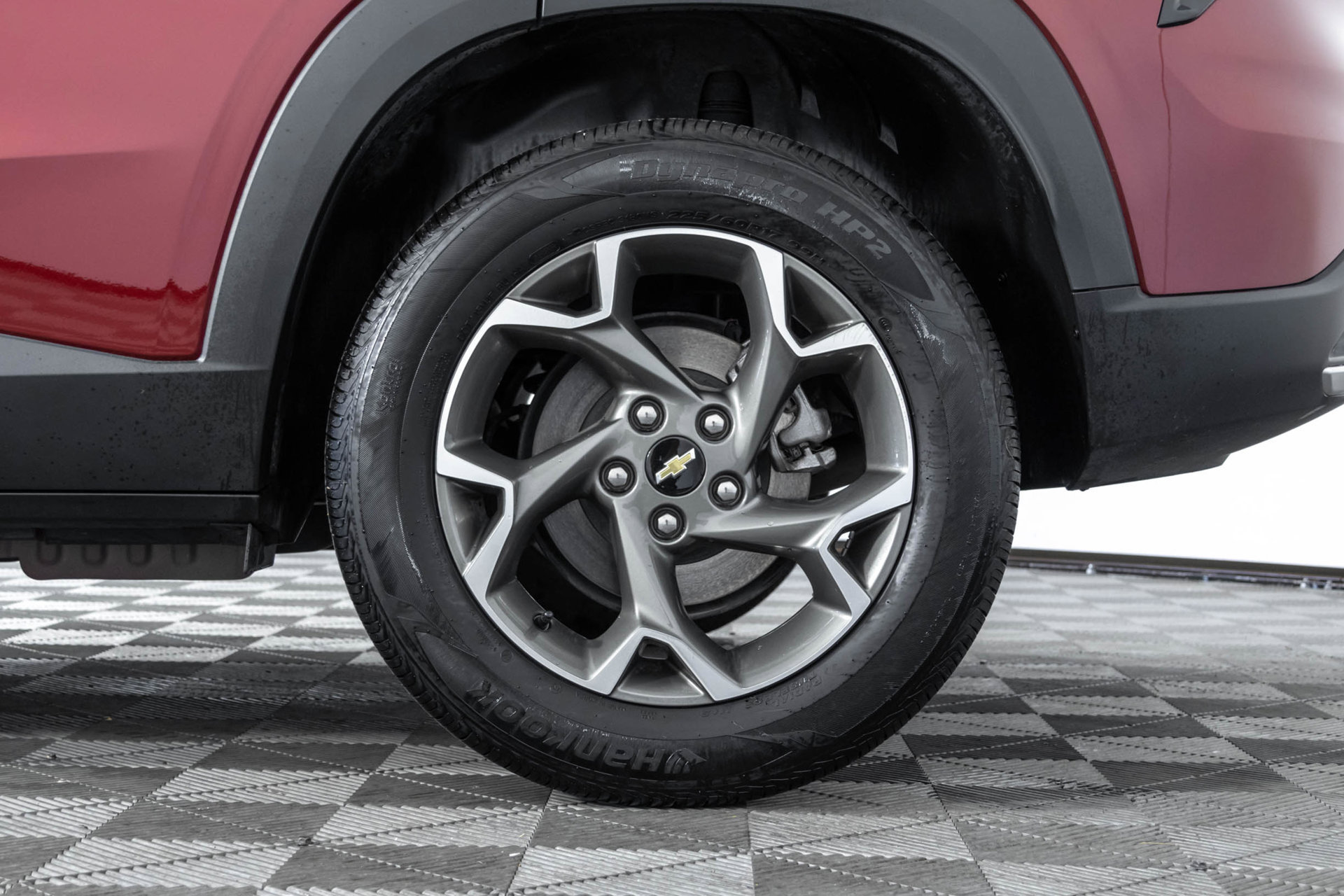 Used 2025 Chevrolet Trax LT FWD image 43