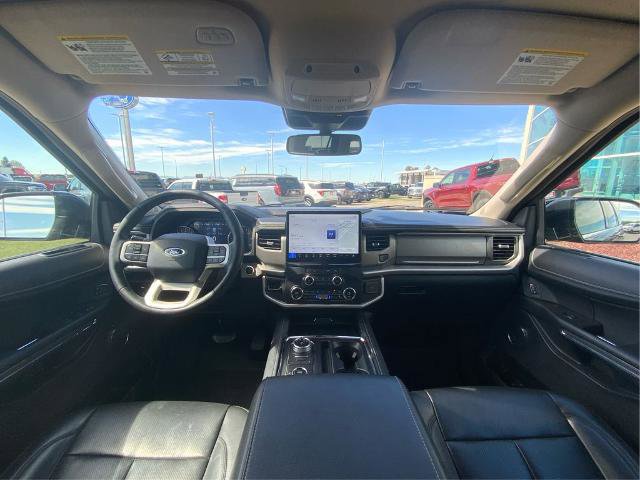Certified 2023 Ford Expedition XLT image 26