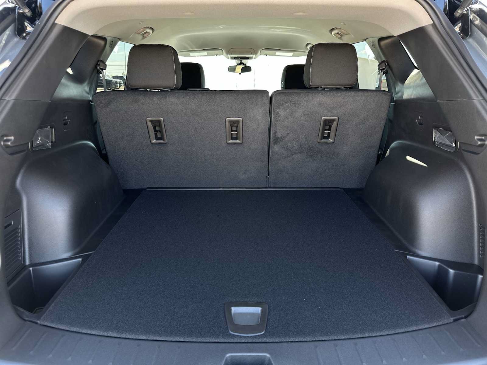 New 2026 Chevrolet Blazer LT FWD image 27
