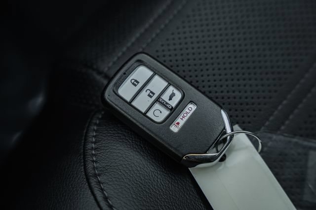 Used 2020 Honda CR-V Touring image 43