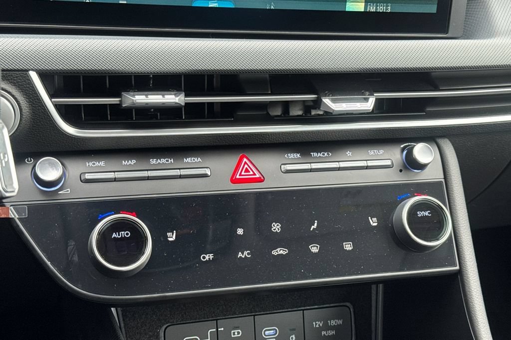 New 2026 Hyundai Sonata SEL FWD image 21