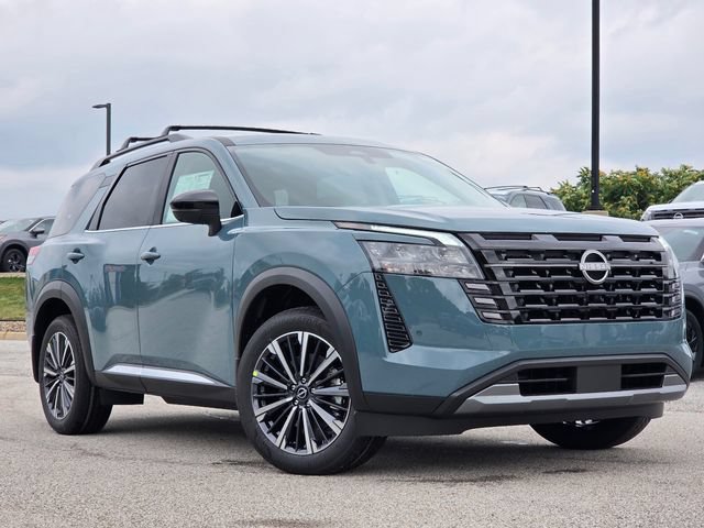 New 2026 Nissan Pathfinder Platinum AWD/4WD image 2