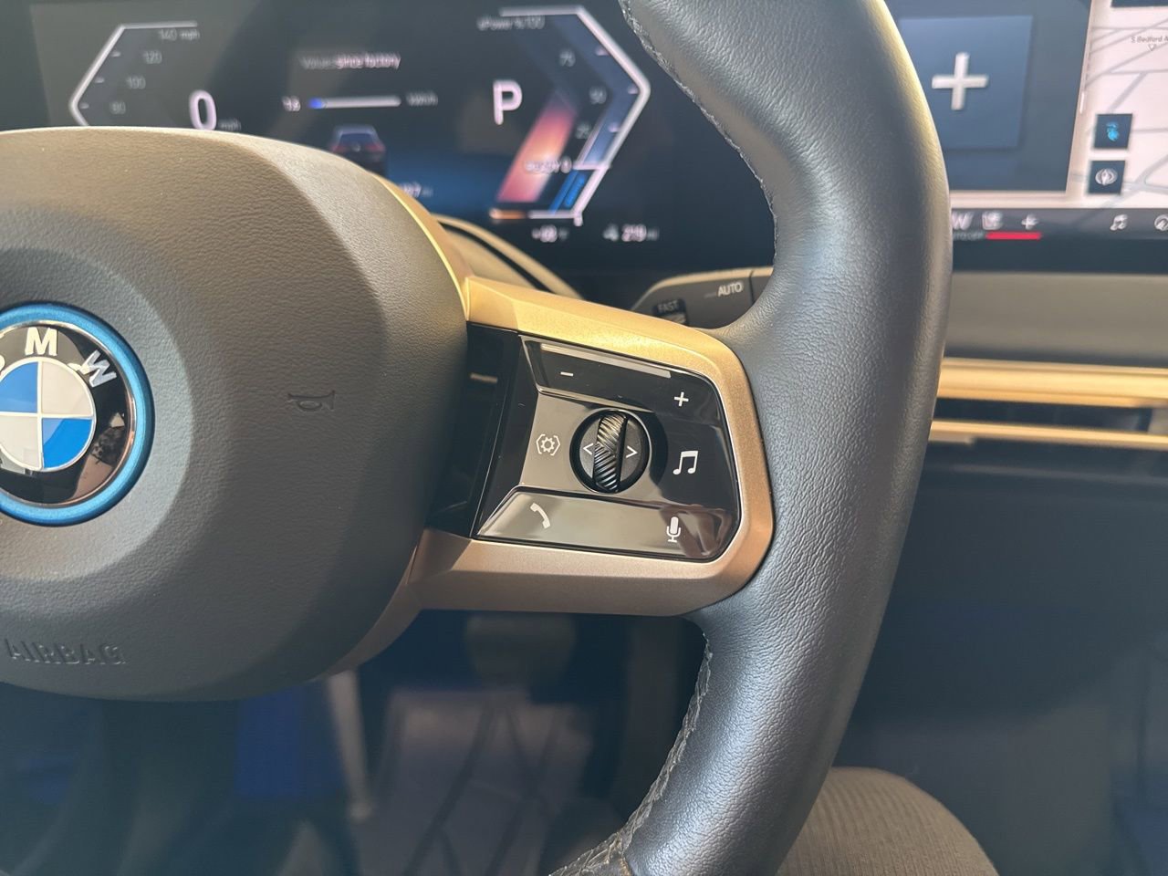 Used 2024 BMW iX xDrive50 w/ Sport Package image 21