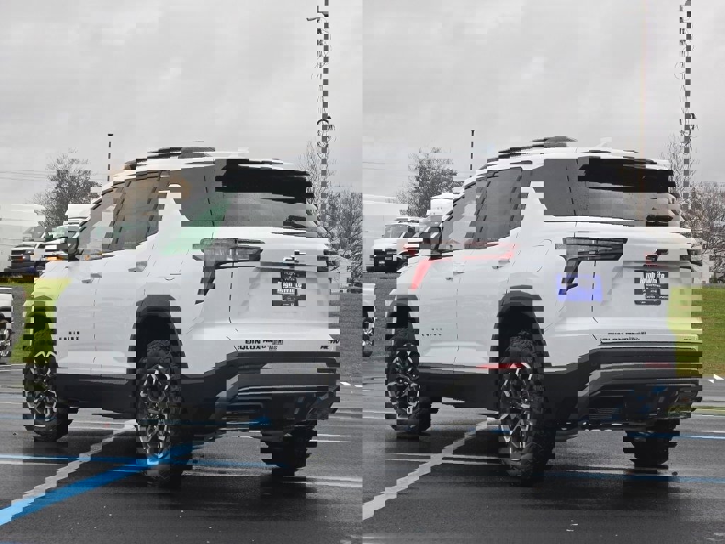 New 2026 Chevrolet Equinox ACTIV w/ Convenience Package III image 9