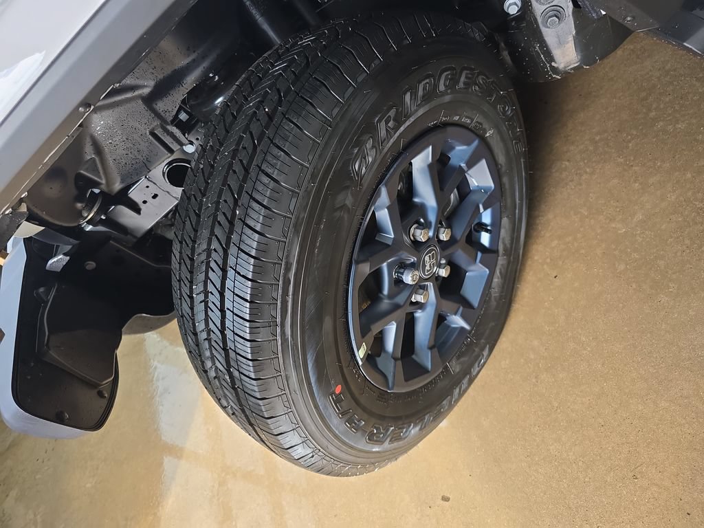 New 2026 Jeep Gladiator Sport AWD/4WD image 33
