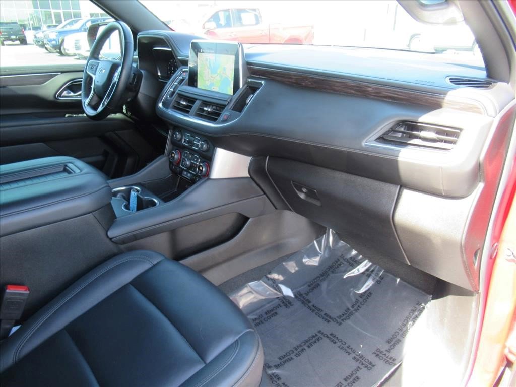 Certified 2024 Chevrolet Suburban Z71 w/ Off-Road Capability Package AWD/4WD image 11
