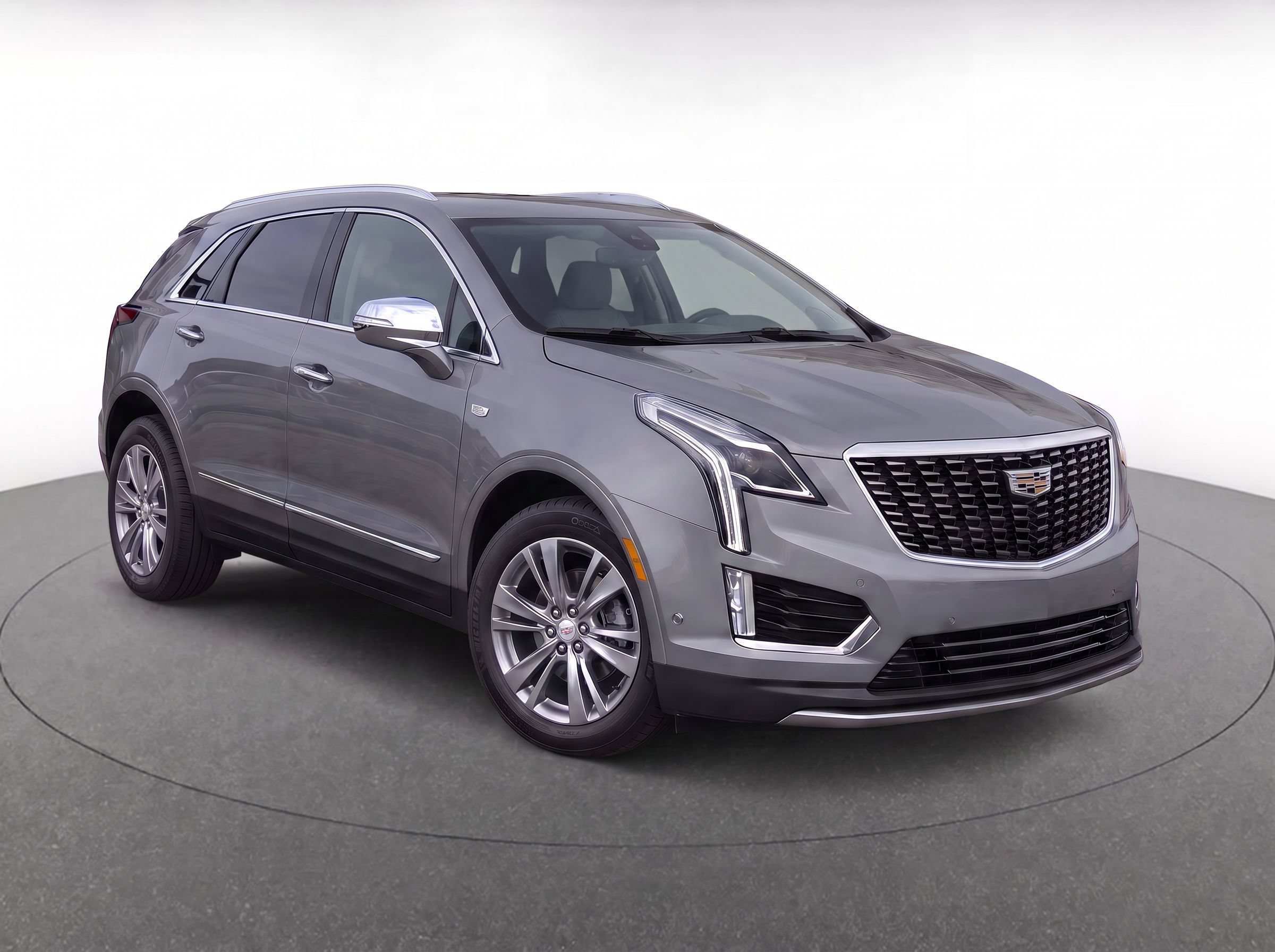 Certified 2024 Cadillac XT5 Premium Luxury w/ Technology Package AWD/4WD image 2