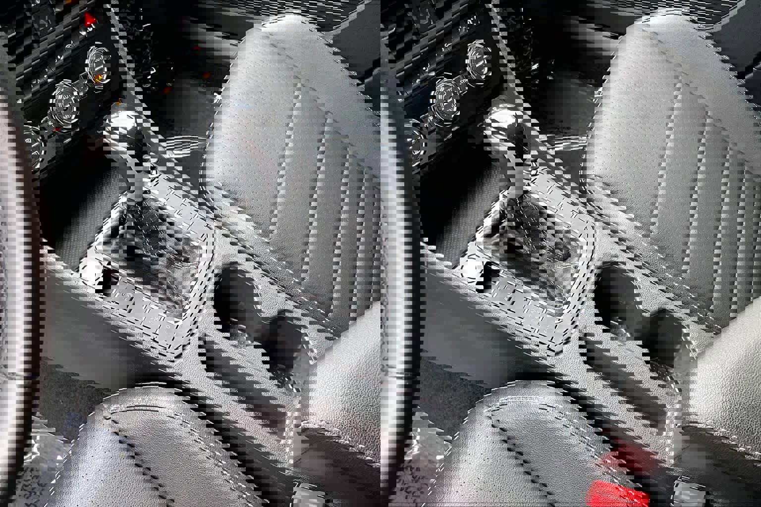 Certified 2023 Volkswagen Jetta SE image 17