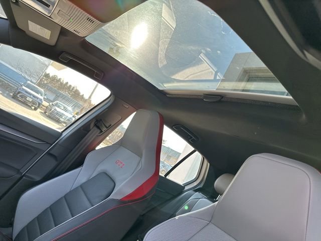 New 2026 Volkswagen GTI SE FWD image 12