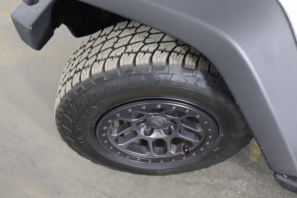 Used 2013 Jeep Wrangler Sport AWD/4WD image 33