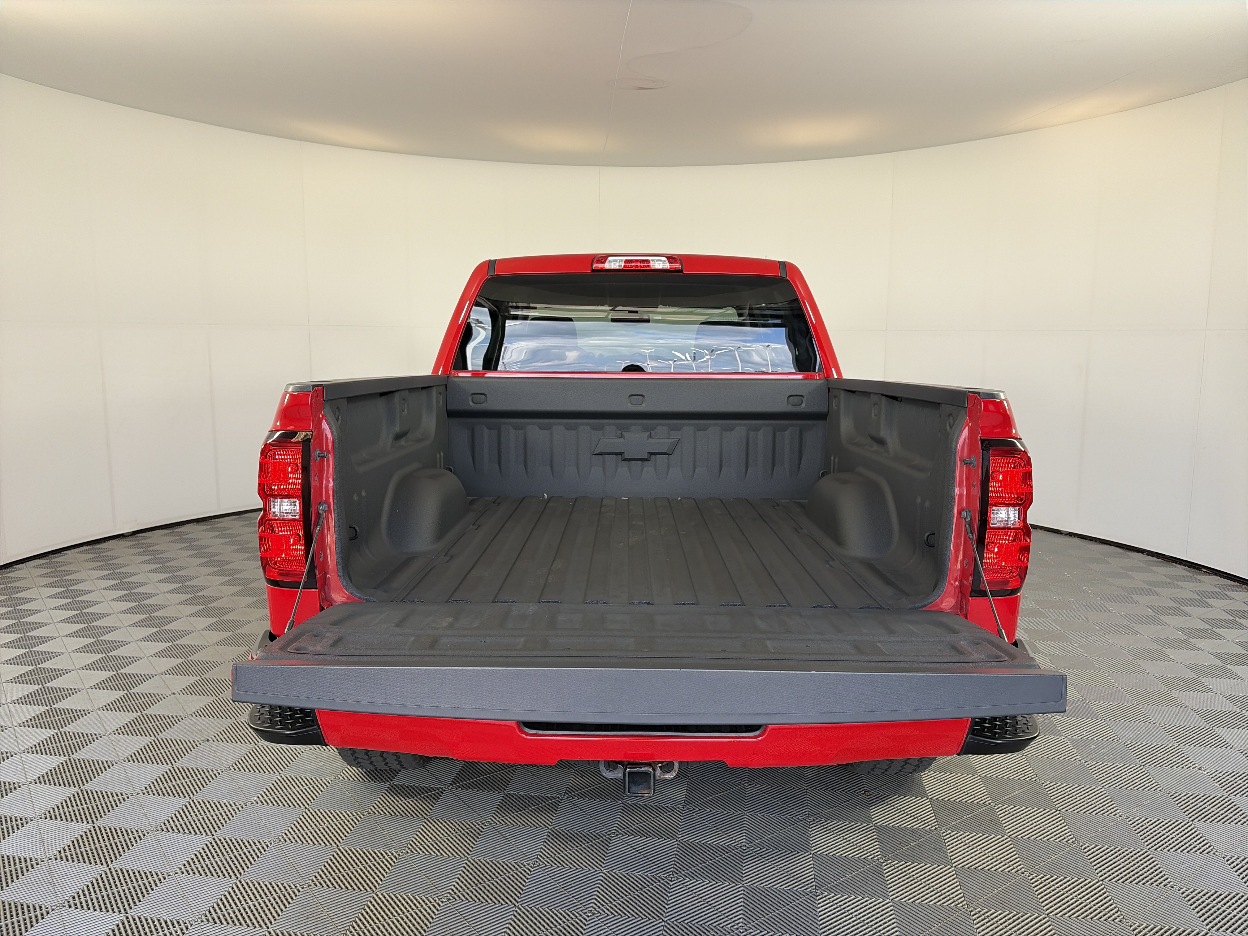 Used 2018 Chevrolet Silverado 1500 LT w/ All Star Edition AWD/4WD image 14