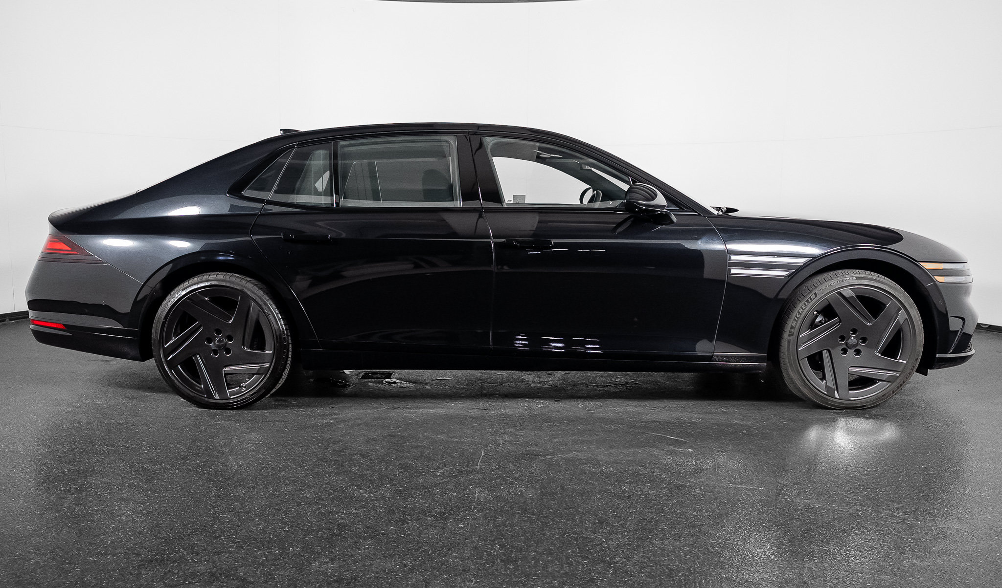 Used 2026 Genesis G90 3.5T Prestige AWD/4WD image 25