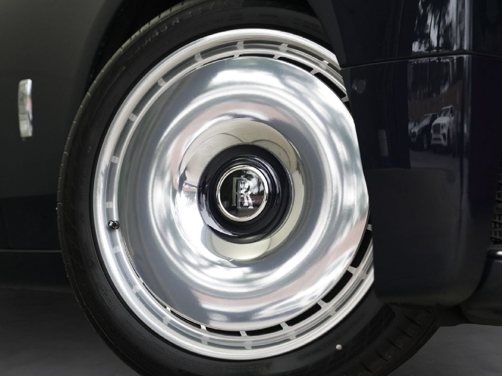 New 2026 Rolls-Royce Phantom Sedan RWD image 5