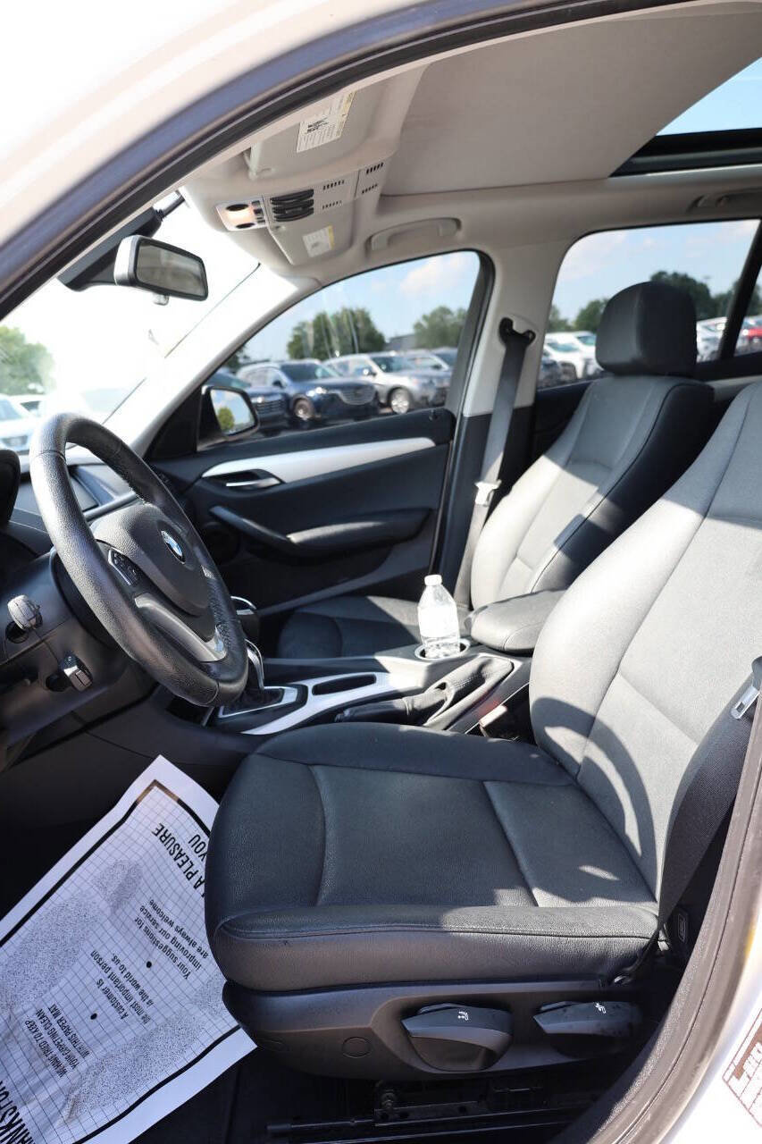 Used 2015 BMW X1 sDrive28i image 12