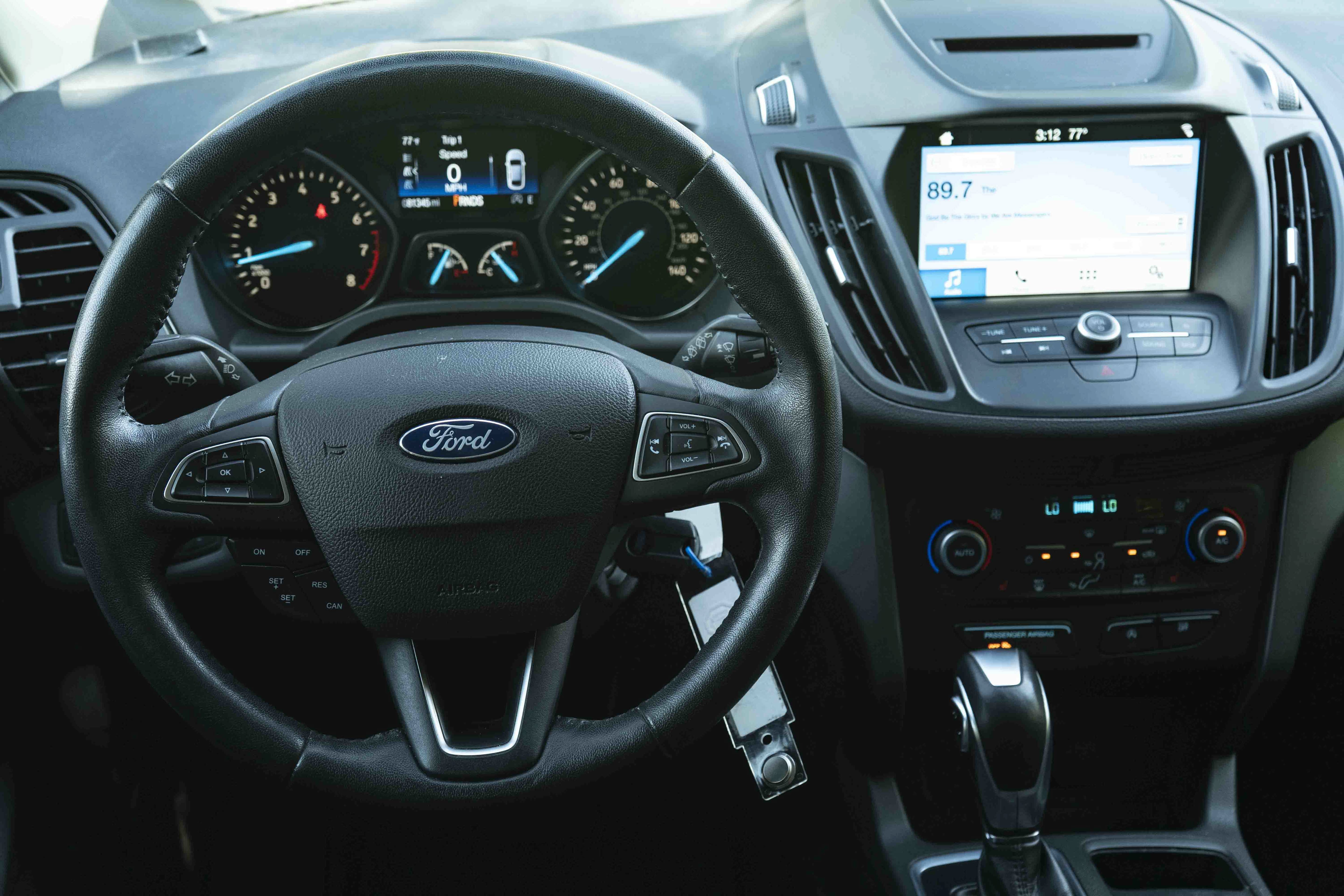 Used 2018 Ford Escape SEL FWD image 19