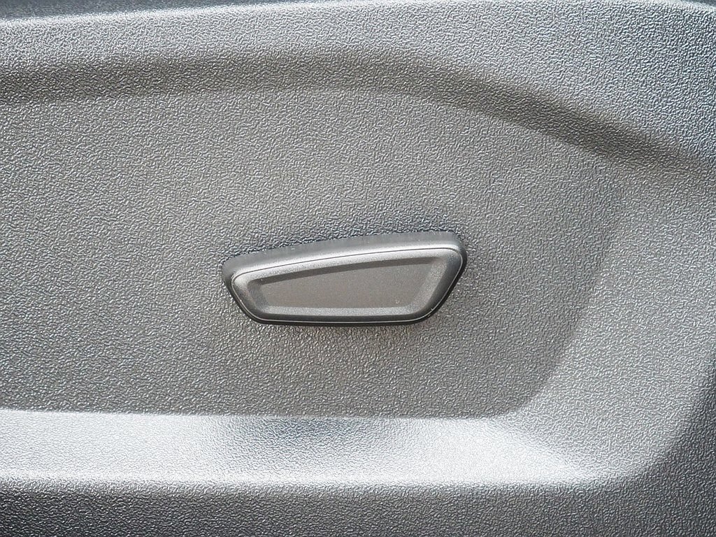 Used 2024 Ford Edge SEL w/ Convenience Package AWD/4WD image 60