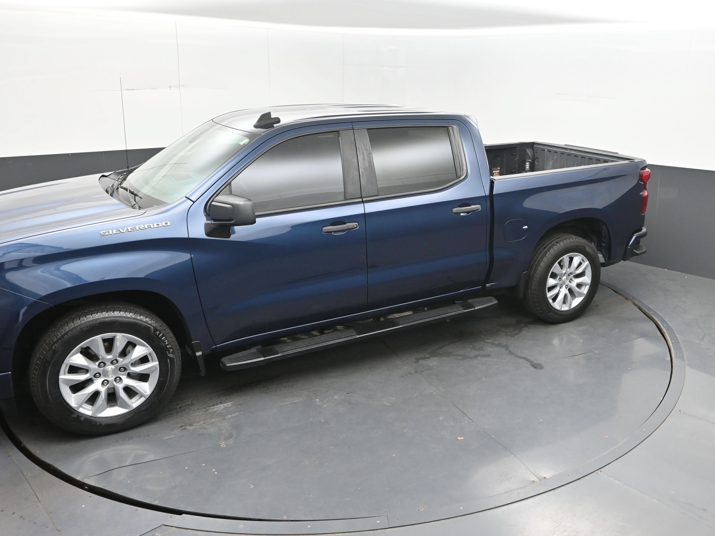 Used 2022 Chevrolet Silverado 1500 Custom RWD image 29