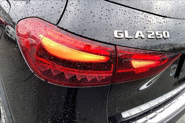 Used 2026 Mercedes-Benz GLA 250 4MATIC image 25