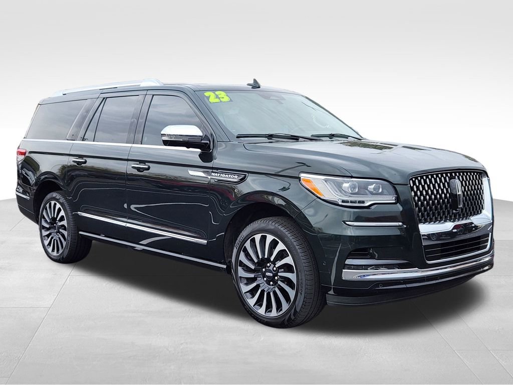 Used 2023 Lincoln Navigator L Black Label image 4