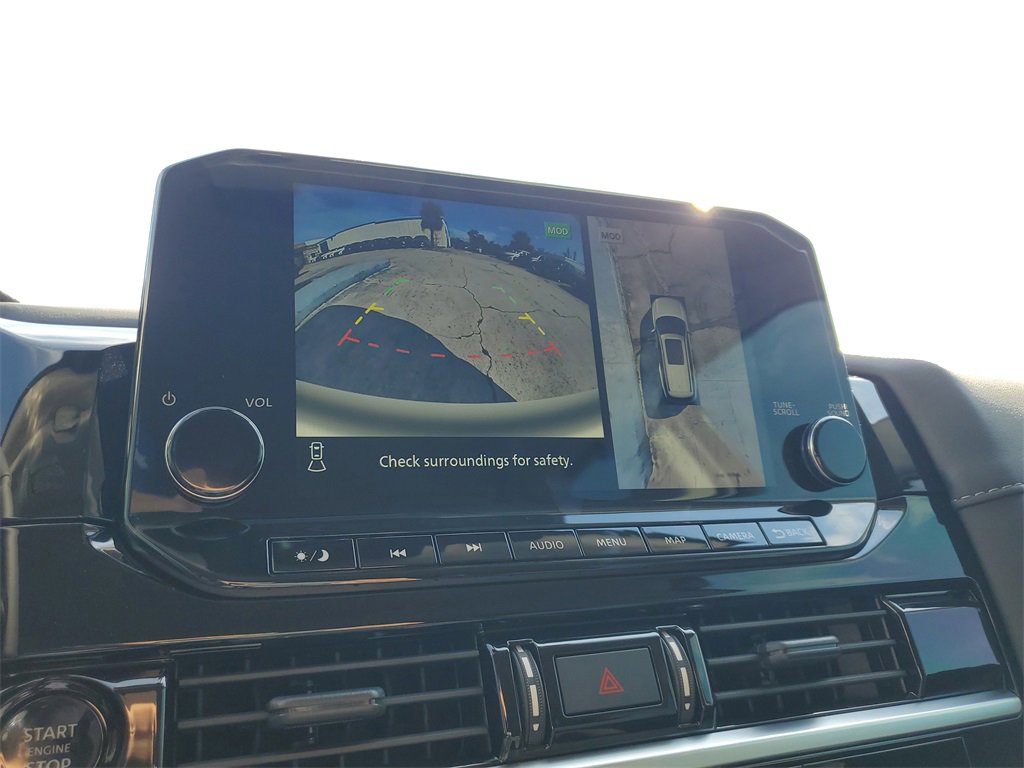 New 2025 Nissan Pathfinder SL w/ SL Premium Package image 15