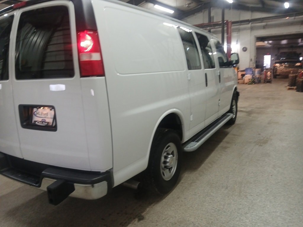 Used 2024 Chevrolet Express 2500 w/ Driver Convenience Package image 20